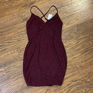 Bodycon lace dress